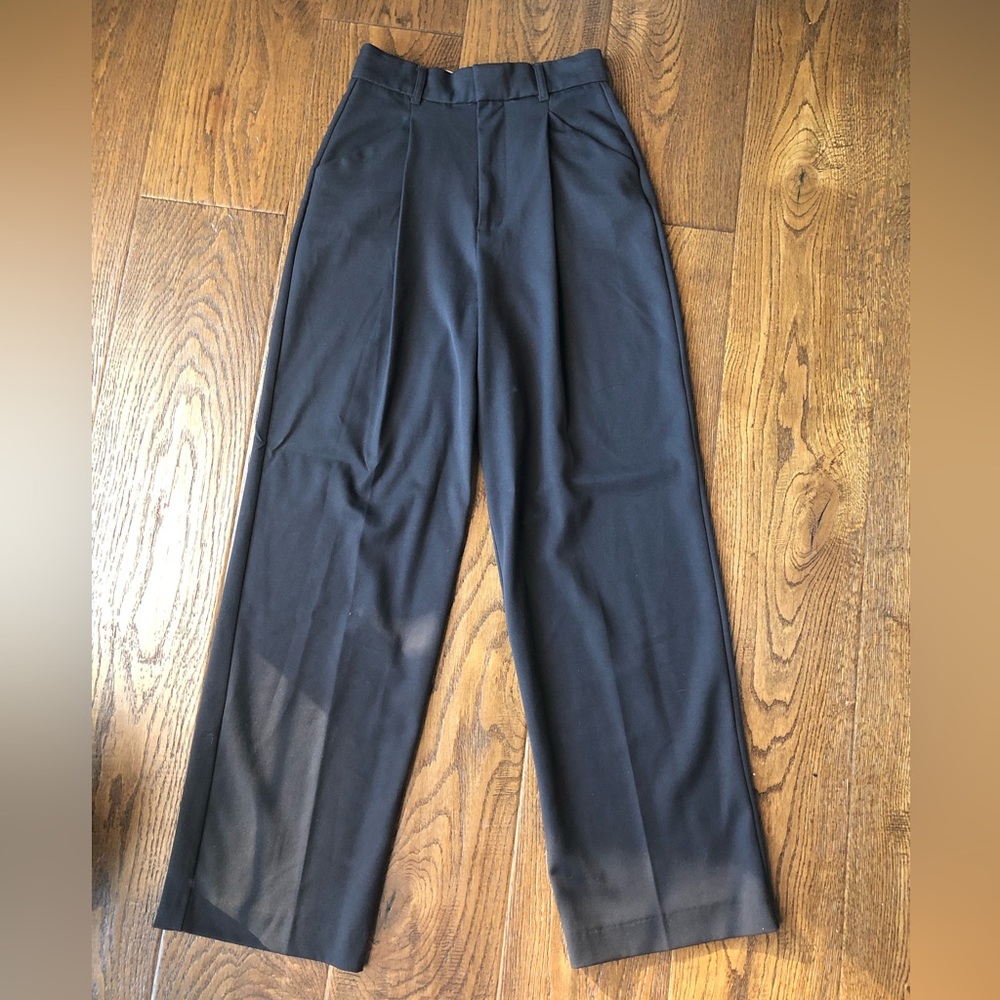 Zara wide leg suit pants, dark brown colour, size XS